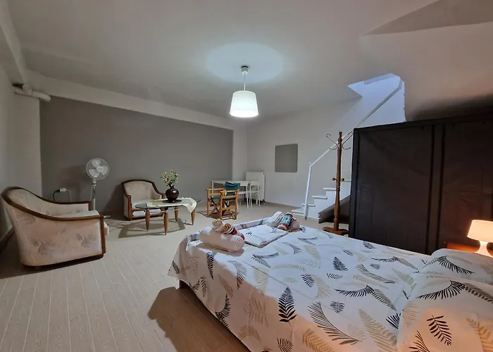 Lux Groundfloor In Coastal N.michaniona *