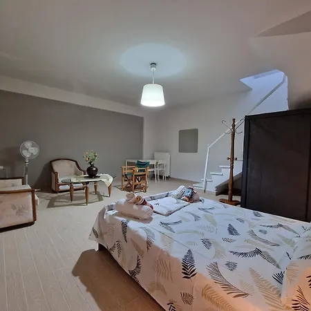 Lux Groundfloor In Coastal N.michaniona *